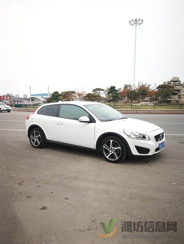 沃爾沃 C30 2013款 2.0L 炫動(dòng)版-沃爾沃轎跑原版車況