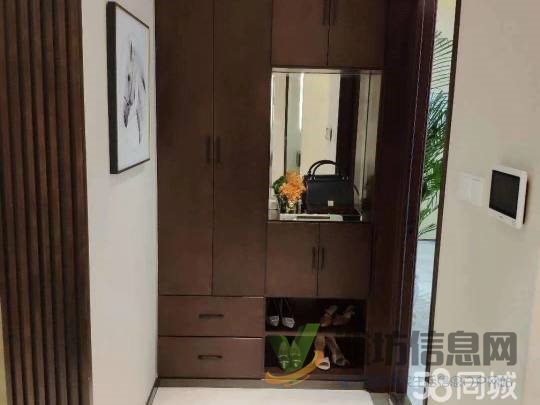 帝華城!3千多!西鄰人民醫(yī)院!東臨錦程中學