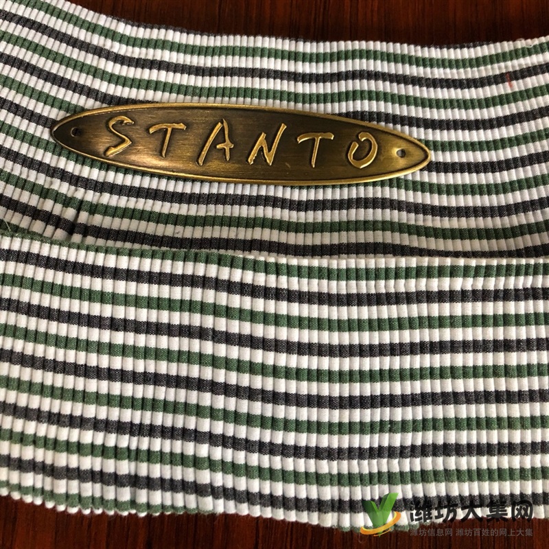 抽褶機對外加工、仿手工穿線抽縐加工、學士服、牧師服、律師服槽袍、道袍、喇嘛服后背袖子抽褶加工