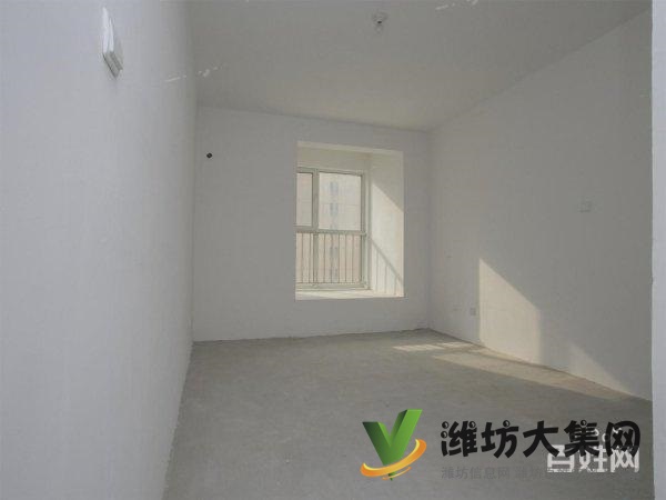 市府廣場近,加州世紀尊品準現房122平3室2廳69