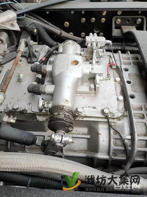 轉(zhuǎn)讓16年二手陜汽德龍牽引車國(guó)4雙導(dǎo)單驅(qū)375馬力