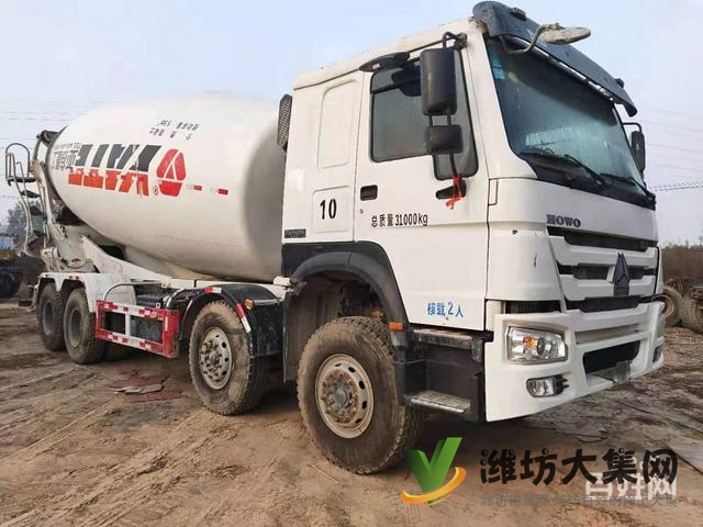 低價出售17年大20方亞特上裝豪沃攪拌車 前四后八