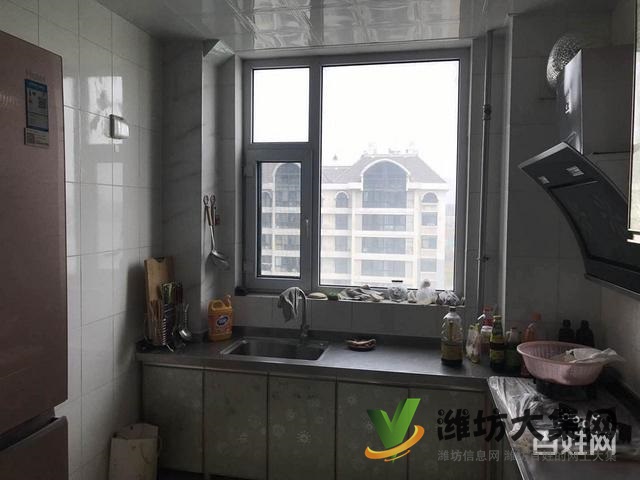 金華麗 單位房 精裝三室 地下室 134平好樓層