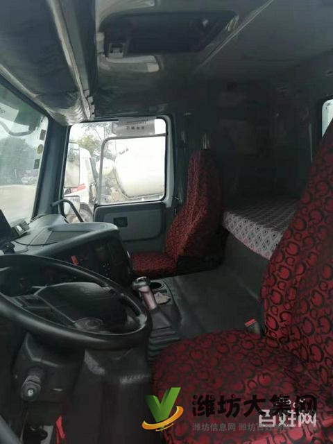 轉(zhuǎn)讓二手豪沃?jǐn)嚢柢?大20方 國(guó)五 前四后八輪