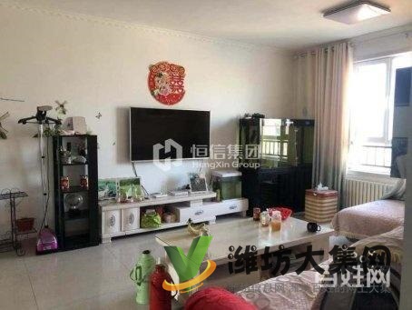 仁和盛庭小區市直機關幼兒園 與錦華一墻之隔公園里的家國企大盤