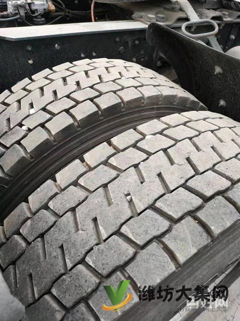 轉(zhuǎn)讓16年二手陜汽德龍牽引車國(guó)4雙導(dǎo)單驅(qū)375馬力