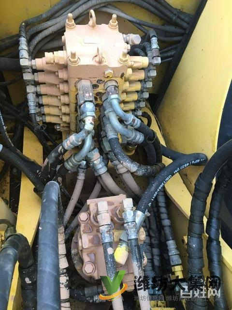 二手小松60-7挖掘機(jī),車(chē)況極品,整車(chē)原版