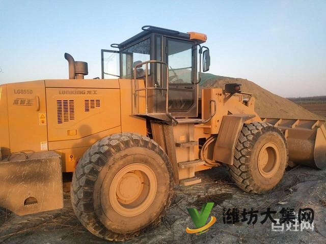 誠(chéng)心轉(zhuǎn)讓個(gè)人龍工50臨工50鏟