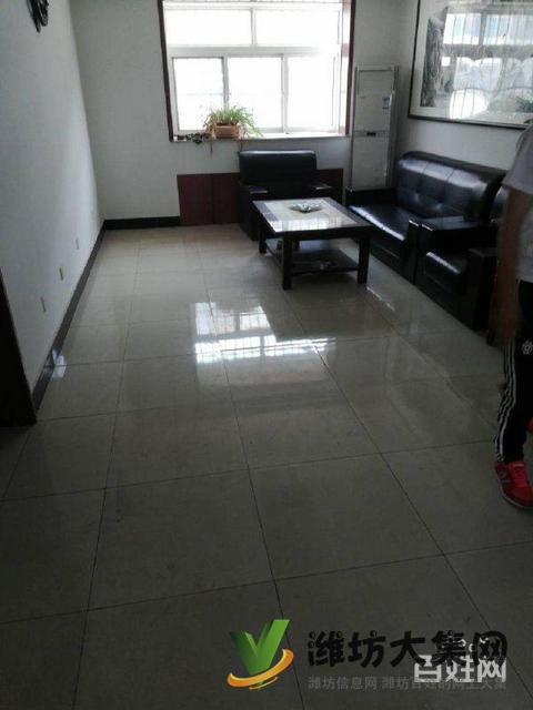 站南廣場(chǎng)東方家園 多層3樓精裝3室1廳 拎包入住