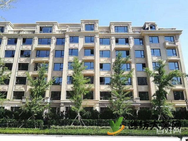 奎文區白浪河畔 高檔小區 陽光假日 法式 多層電梯