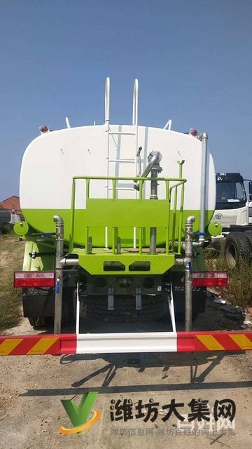 廠家直銷東風(fēng)D9國(guó)六12方至14方灑水車