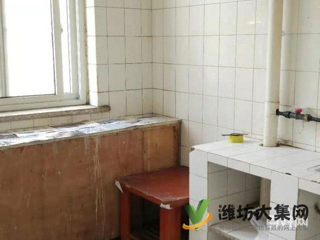 泰華近,葦灣小區75平三室大客廳精裝 雙氣供暖單位房實際大