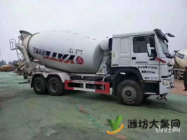 轉(zhuǎn)讓二手豪沃?jǐn)嚢柢?chē) 大14方 后八輪 亞特上裝