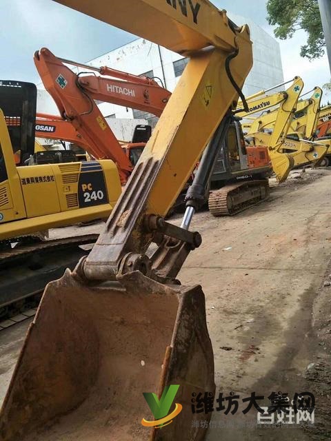 三一215二手挖掘機(jī)原版車況性能強(qiáng)勁物美價(jià)廉