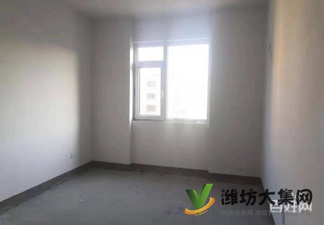 萬達北現房5500 御景苑!152平!4室!客廳