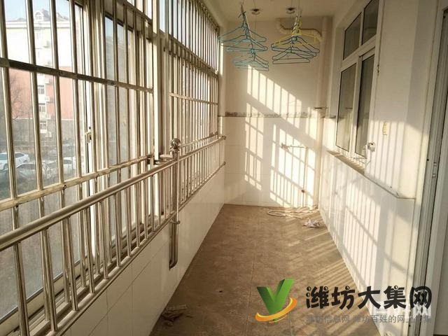 單價不到七千買高新實驗學曲房濰坊新一 中近多層2樓