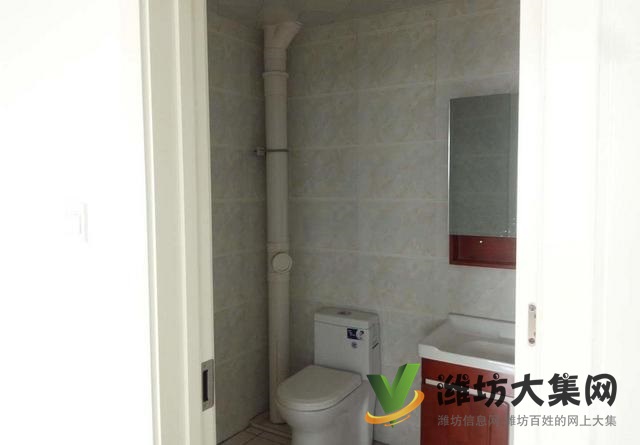 萬達泰華北 樓層好水映幸福城 115平 三室裝修帶