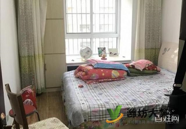 孫家小學(xué)德潤天鵝灣近95平2室客廳朝陽精裝帶地下室