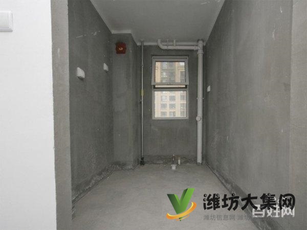 市府廣場近,加州世紀尊品準現房122平3室2廳69