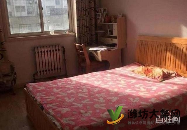 金都時代新城近百姓家園2樓90平3室現代裝修帶地下