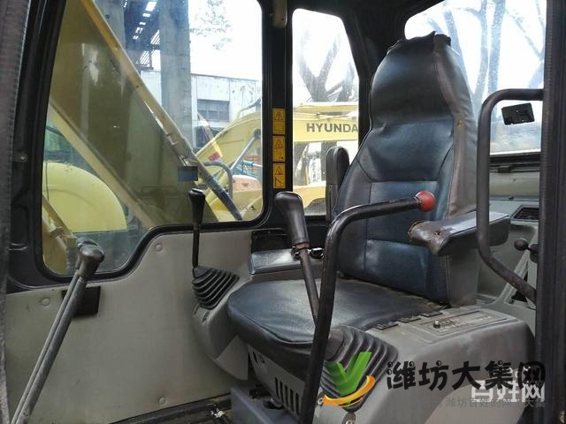 精品原裝進(jìn)口,二手挖掘機(jī),小松60-7