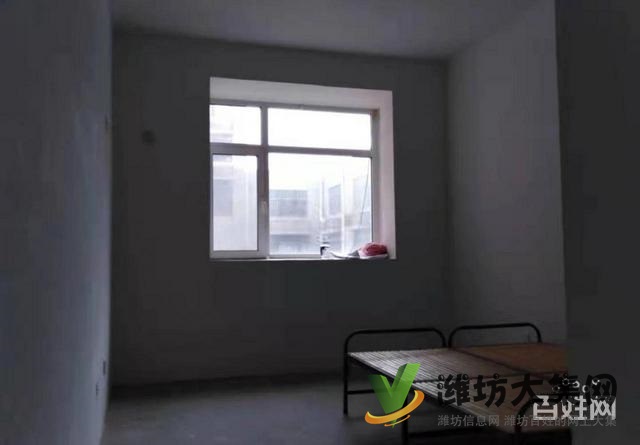 萬達九層電梯洋房雙商圈三室兩廳兩衛南北通透132平