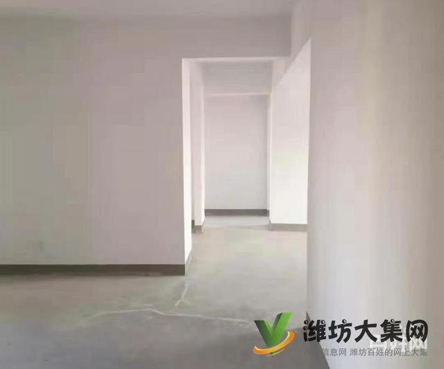 萬達北現房5500 御景苑!152平!4室!客廳