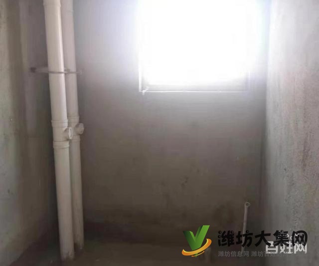 萬達北現房5500 御景苑!152平!4室!客廳