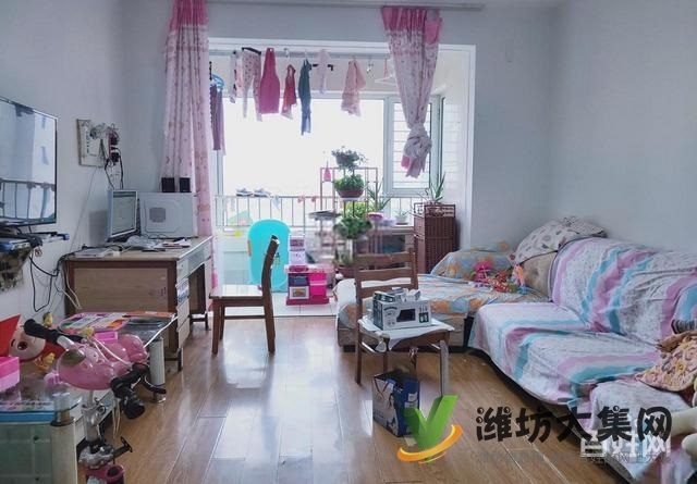 華府一品簡(jiǎn)單裝修,房東急售,當(dāng)居住融入環(huán)境,心也隨