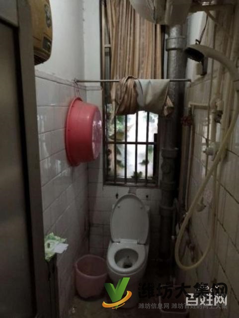 急售 民生街工人新村多層三樓 精裝四室 實(shí)驗(yàn)廣文一