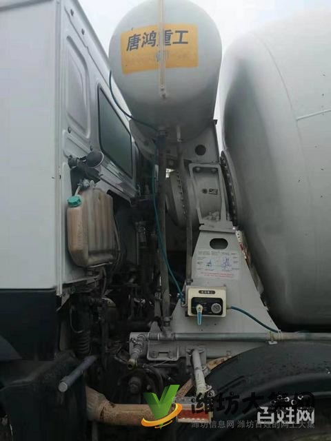 轉(zhuǎn)讓二手豪沃?jǐn)嚢柢?大20方 國(guó)五 前四后八輪