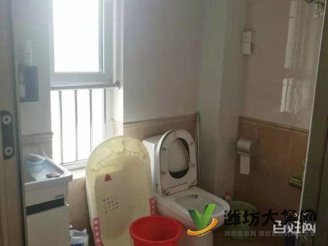 大有公館3室2廳2衛,電梯房精裝