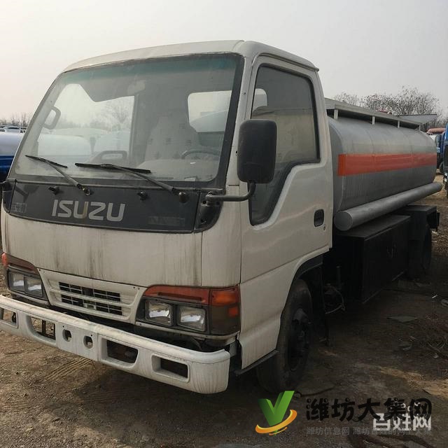 定做二手各種品牌流動加油車油罐車全國可運輸價格優惠