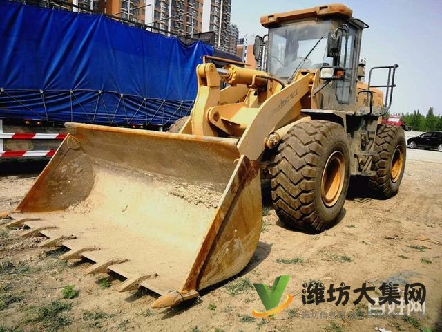 二手裝載機(jī)出售龍工50鏟車(chē)