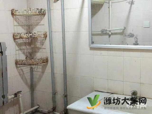 泰華近,葦灣小區75平三室大客廳精裝 雙氣供暖單位房實際大