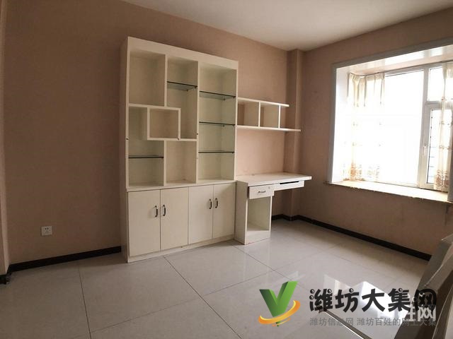 北海學校南鄰 電梯好樓層精裝三室帶租賃車位 近谷德