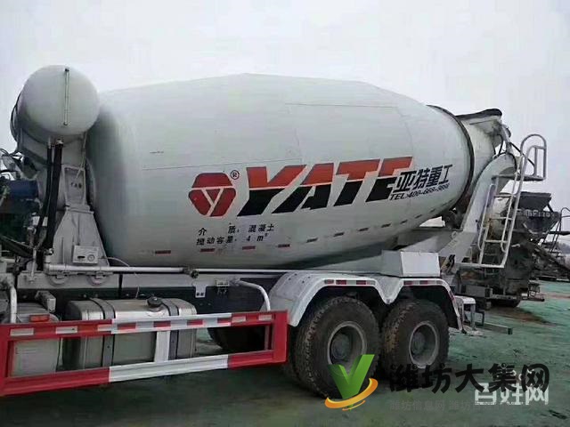 轉(zhuǎn)讓二手豪沃?jǐn)嚢柢?chē) 大14方 后八輪 亞特上裝