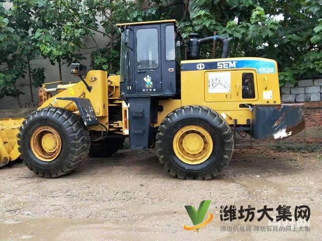 2013年，山工652B，車況好.干活車