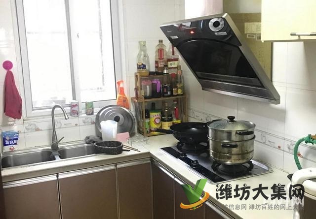 孫家小學(xué)德潤天鵝灣近95平2室客廳朝陽精裝帶地下室