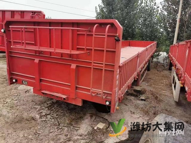 低價轉讓13米60高二手標箱側翻半掛車，原車手續，