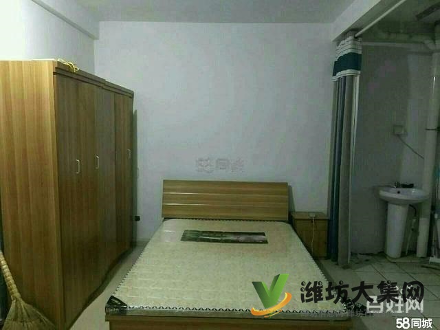 植物園近 駿龍花園 1室36平 650元!