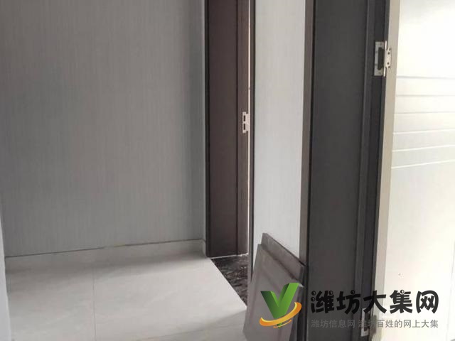 泰華東鄰 后門街小區精裝出租 拎包入住