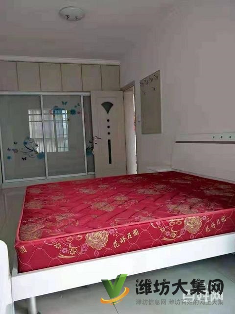 泰華附近東方明珠精裝3室?guī)准揖呒译姵鲎? border=