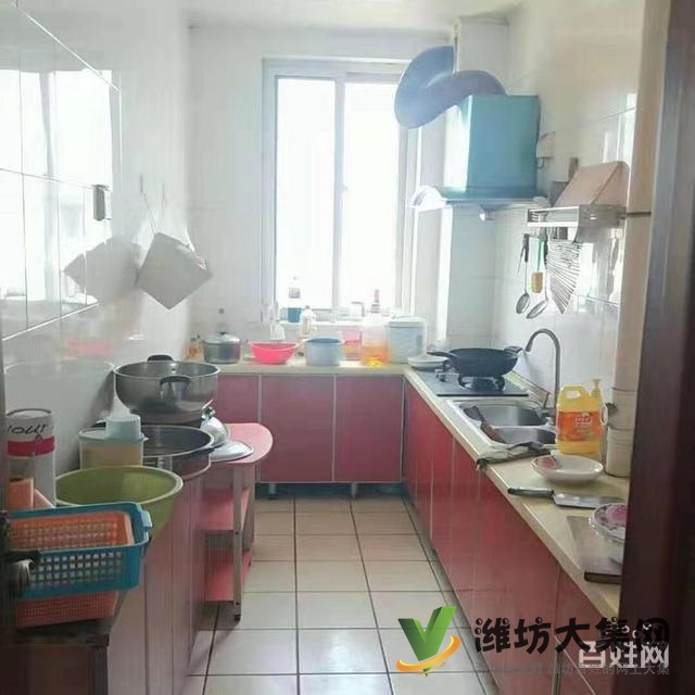 首付6萬,精裝三室,送地下室,出稅,超級便宜,急售!!!