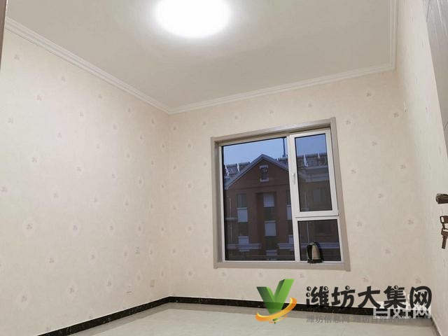 高鐵近 精裝未住 88平 客廳朝陽 帶地下室 急售火急