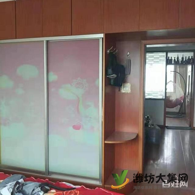 首付6萬,精裝三室,送地下室,出稅,超級便宜,急售!!!