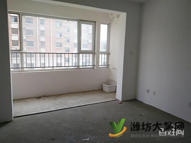 華陽(yáng)小區(qū),90平,兩室兩廳,毛胚走一手房手續(xù),僅售