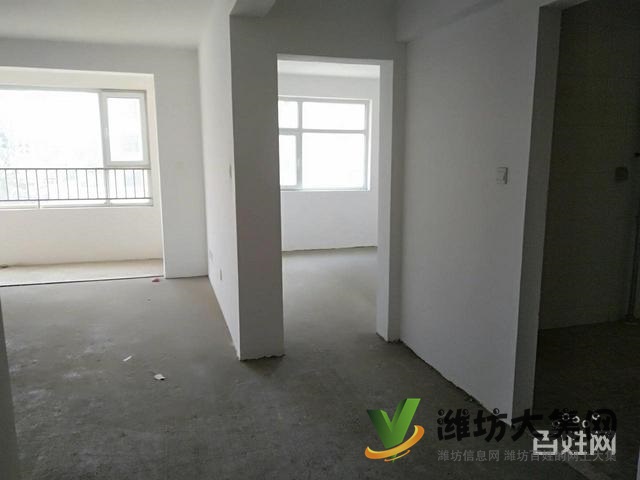 華陽(yáng)小區(qū),90平,兩室兩廳,毛胚走一手房手續(xù),僅售