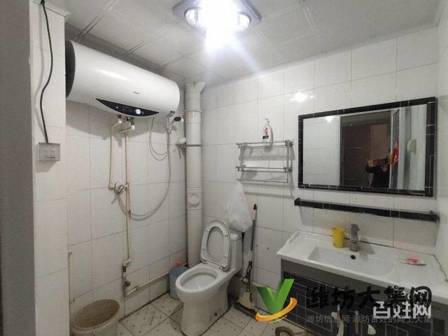 首付8萬 東埠學校 麗景苑3樓 97平 兩室兩廳 精裝 倉庫