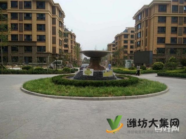 低首付 區(qū)政府近 凡爾賽麗都 客廳朝陽(yáng) 新房未住